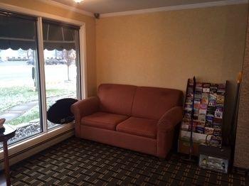 Hospitality Inn Bowmansville ภายนอก รูปภาพ