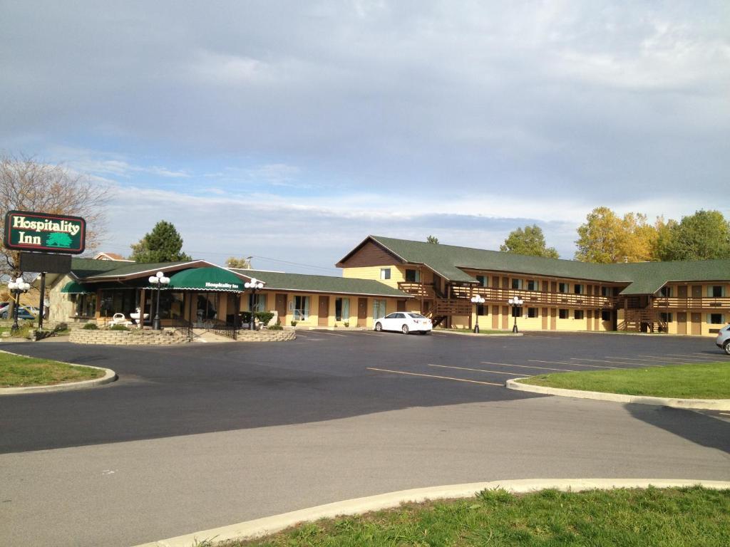 Hospitality Inn Bowmansville ภายนอก รูปภาพ