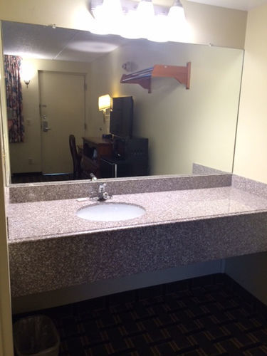 Hospitality Inn Bowmansville ภายนอก รูปภาพ