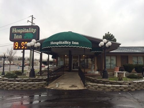 Hospitality Inn Bowmansville ภายนอก รูปภาพ
